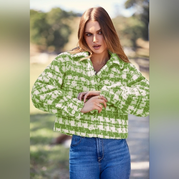 Crop Style Blue and White Women's Tweed Jacket - Picture 10 of 11